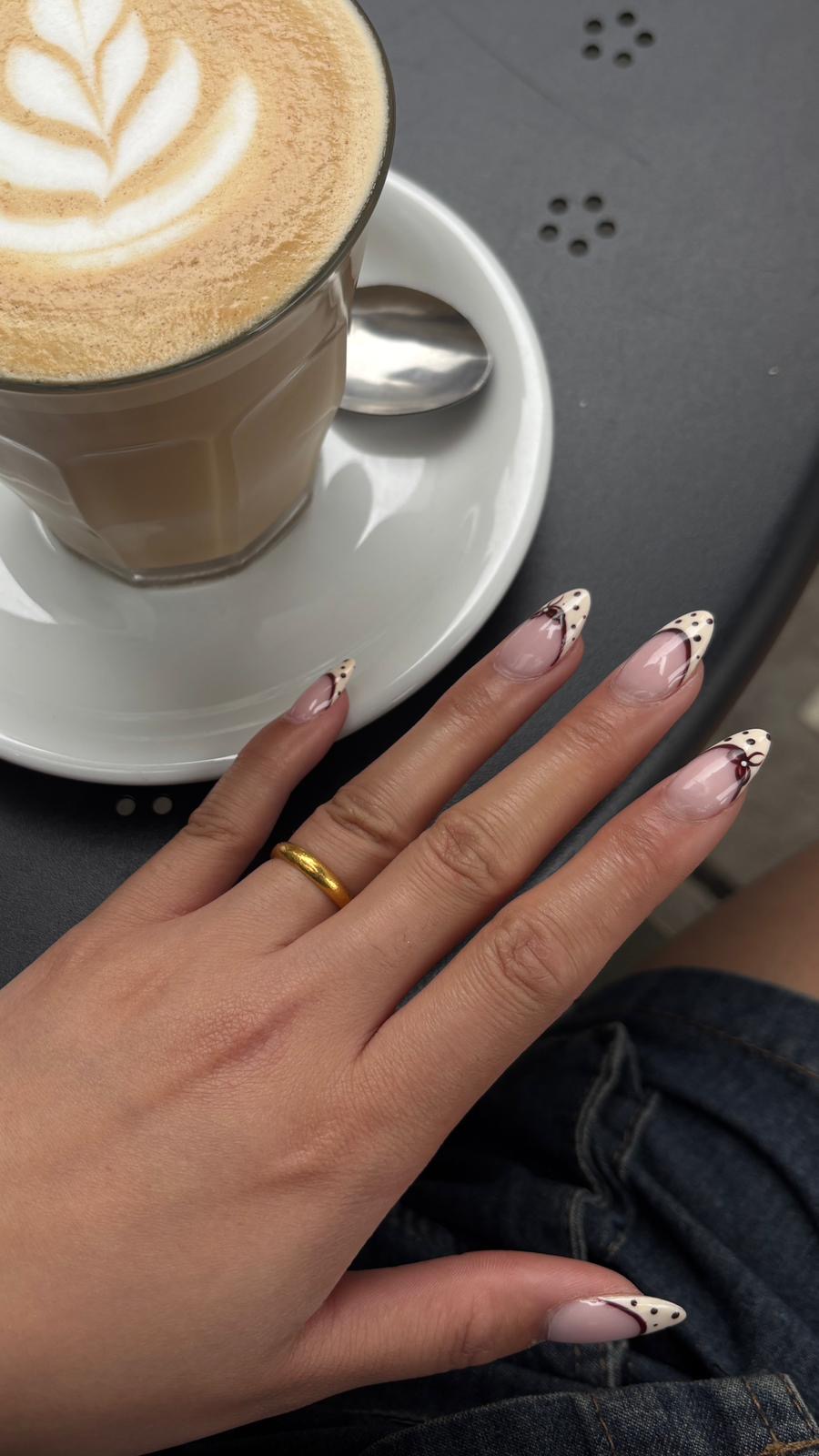 Coffee Dots French